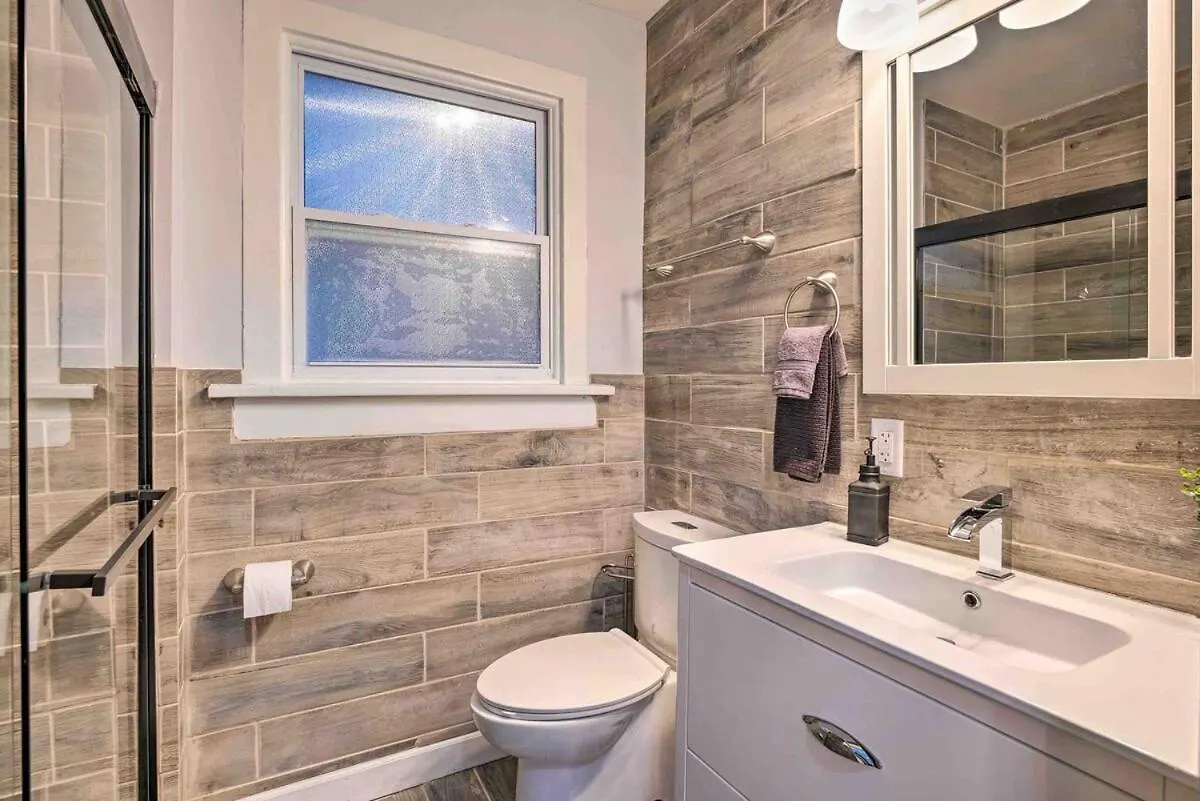 Downtown Columbus Premiere Suite