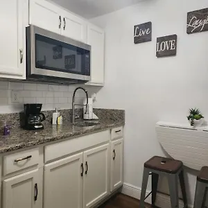 Diamond 2 Apartment Tampa